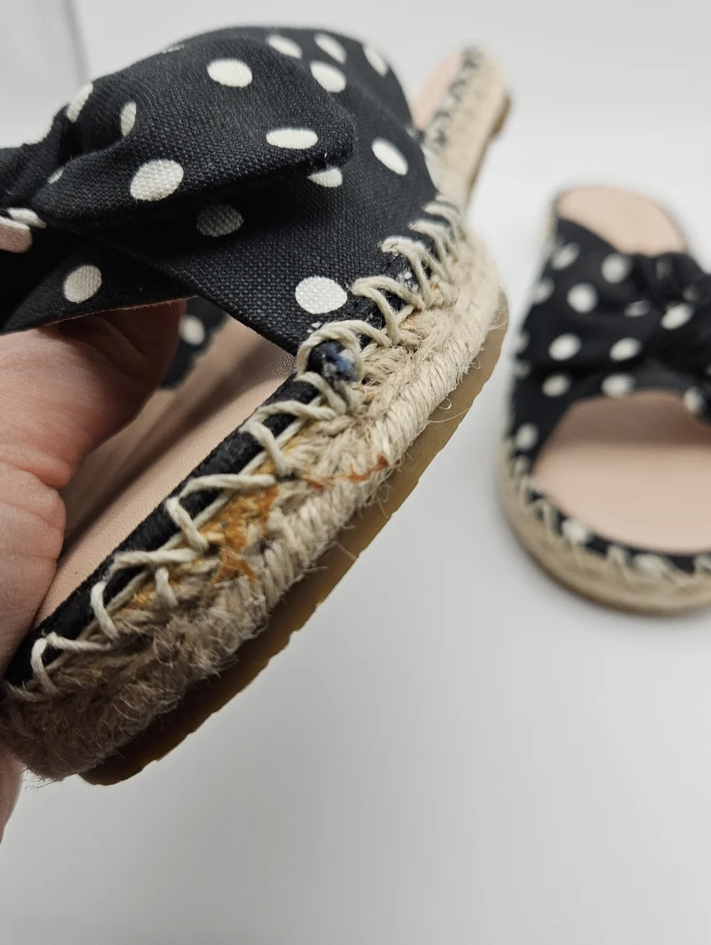 kate spade Saltie Shore black polka dot espadrille slide sandals size 9.5